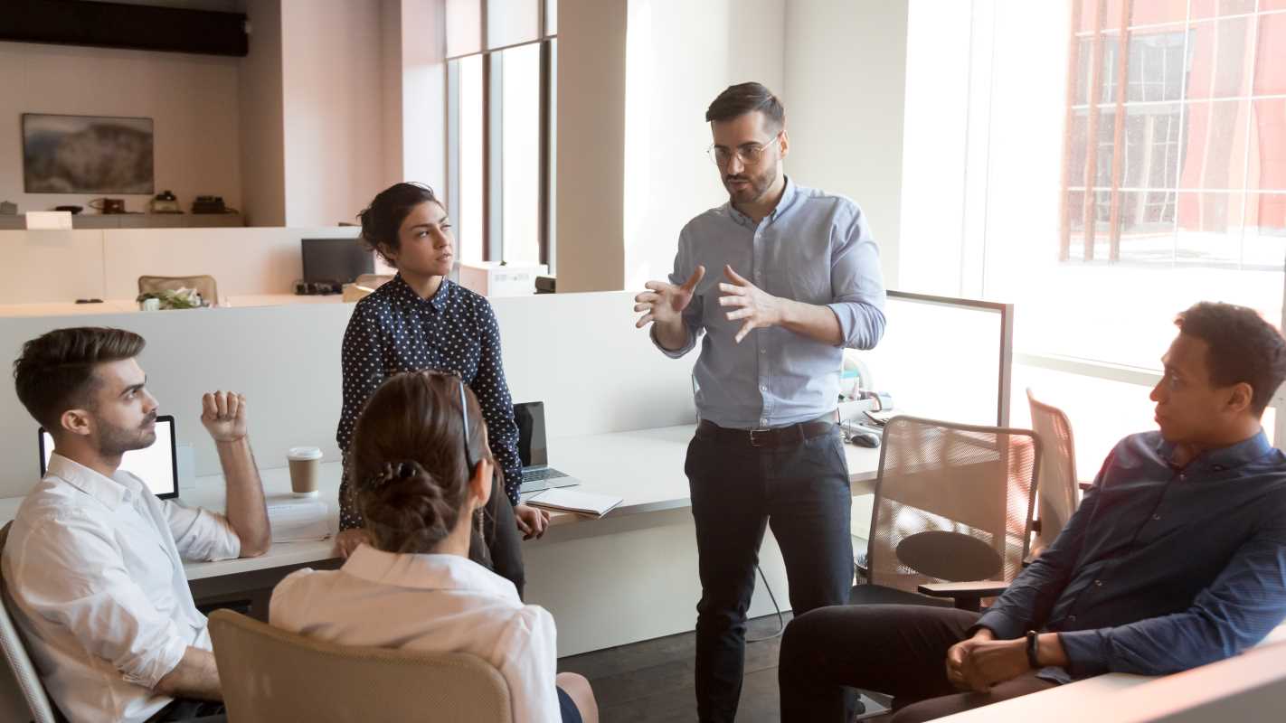 How to Handle Difficult Conversations as a Team Leader 